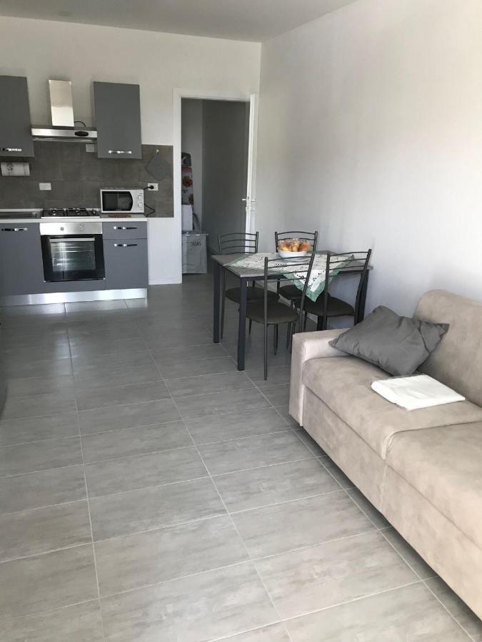 Bilocale Della Pippi San Clemente Apartment Sant'Andrea in Casale Luaran gambar
